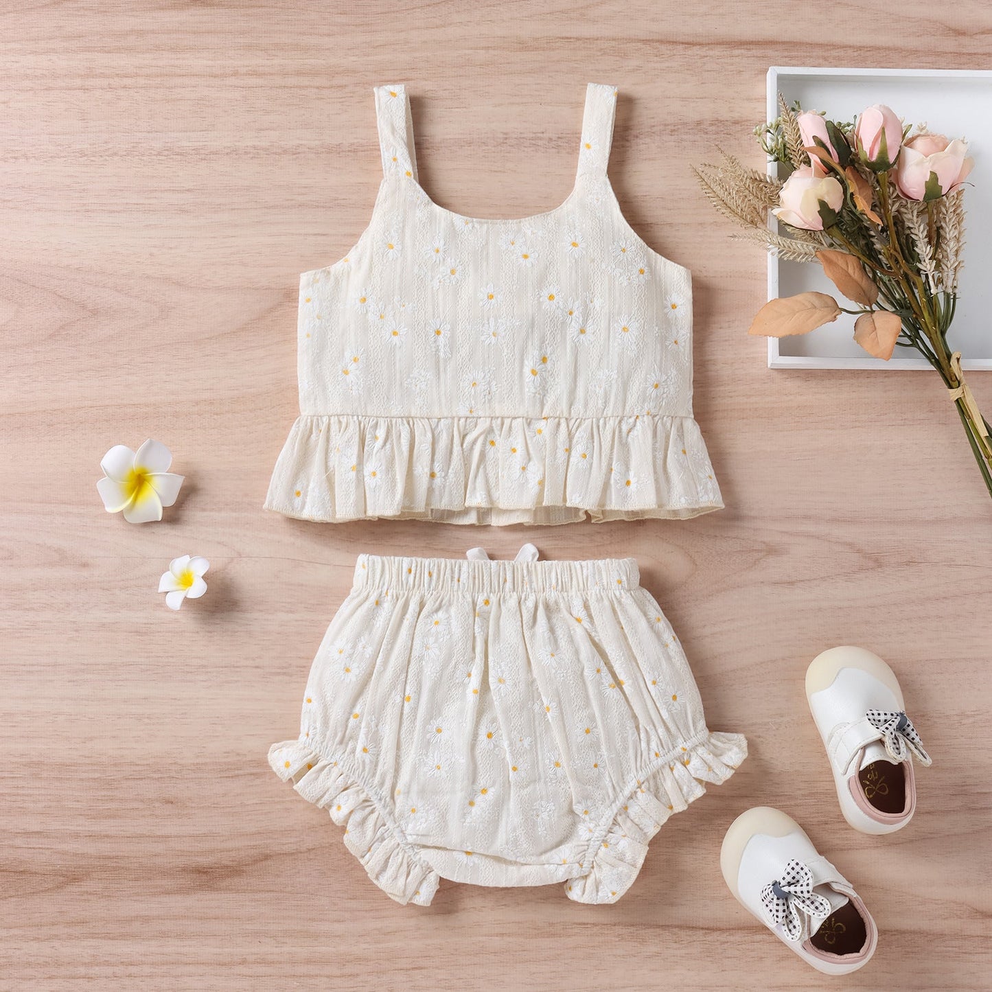Baby Girl Floral Print Ruffle Hem Design Tops Combo Shorts Sets