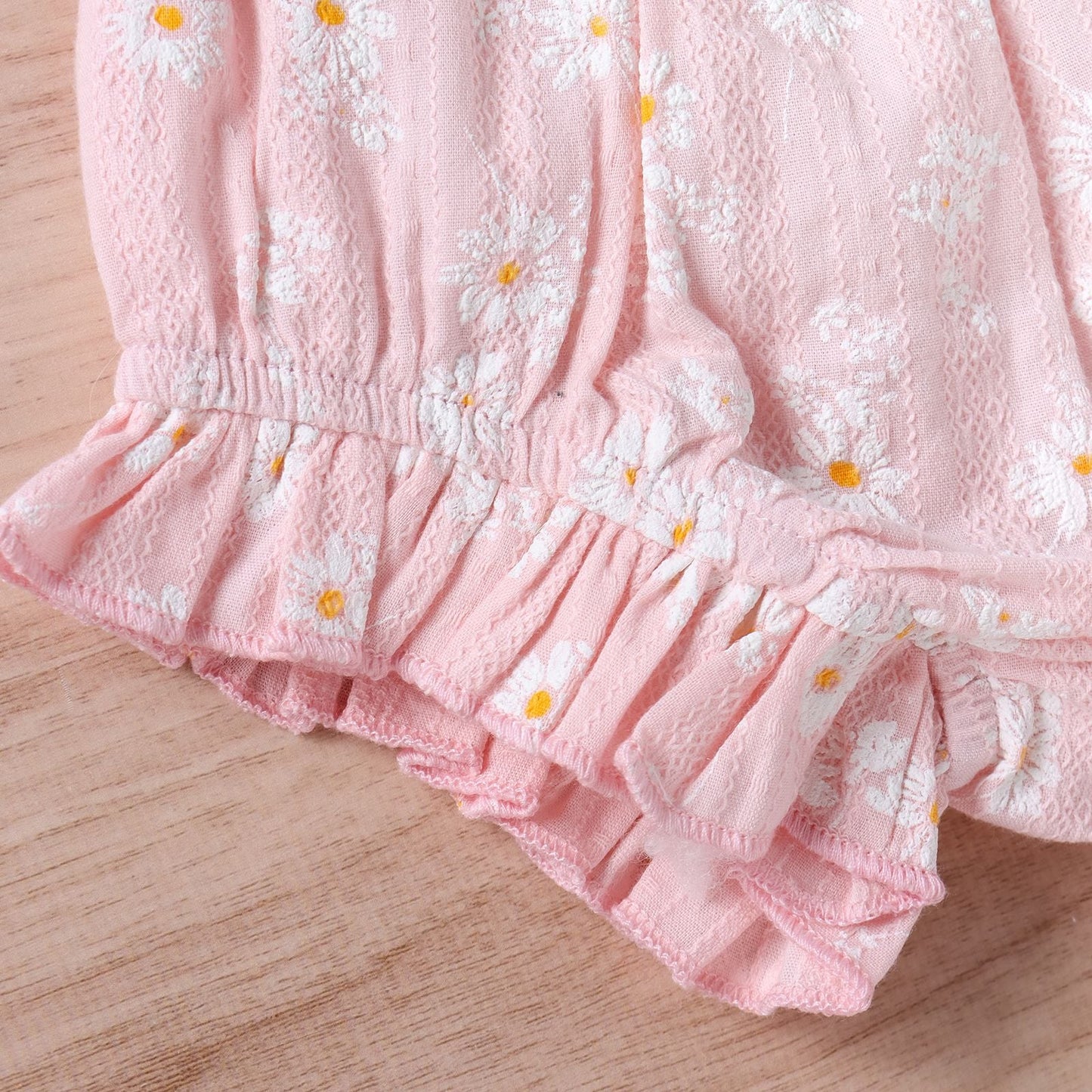 Baby Girl Floral Print Ruffle Hem Design Tops Combo Shorts Sets