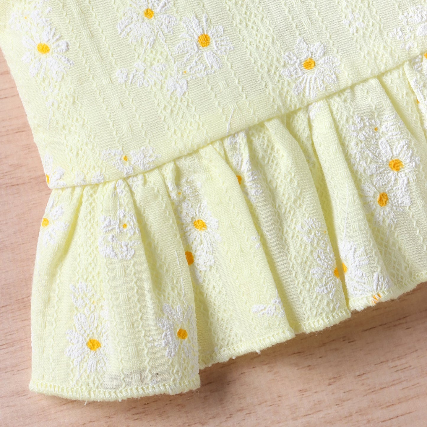Baby Girl Floral Print Ruffle Hem Design Tops Combo Shorts Sets
