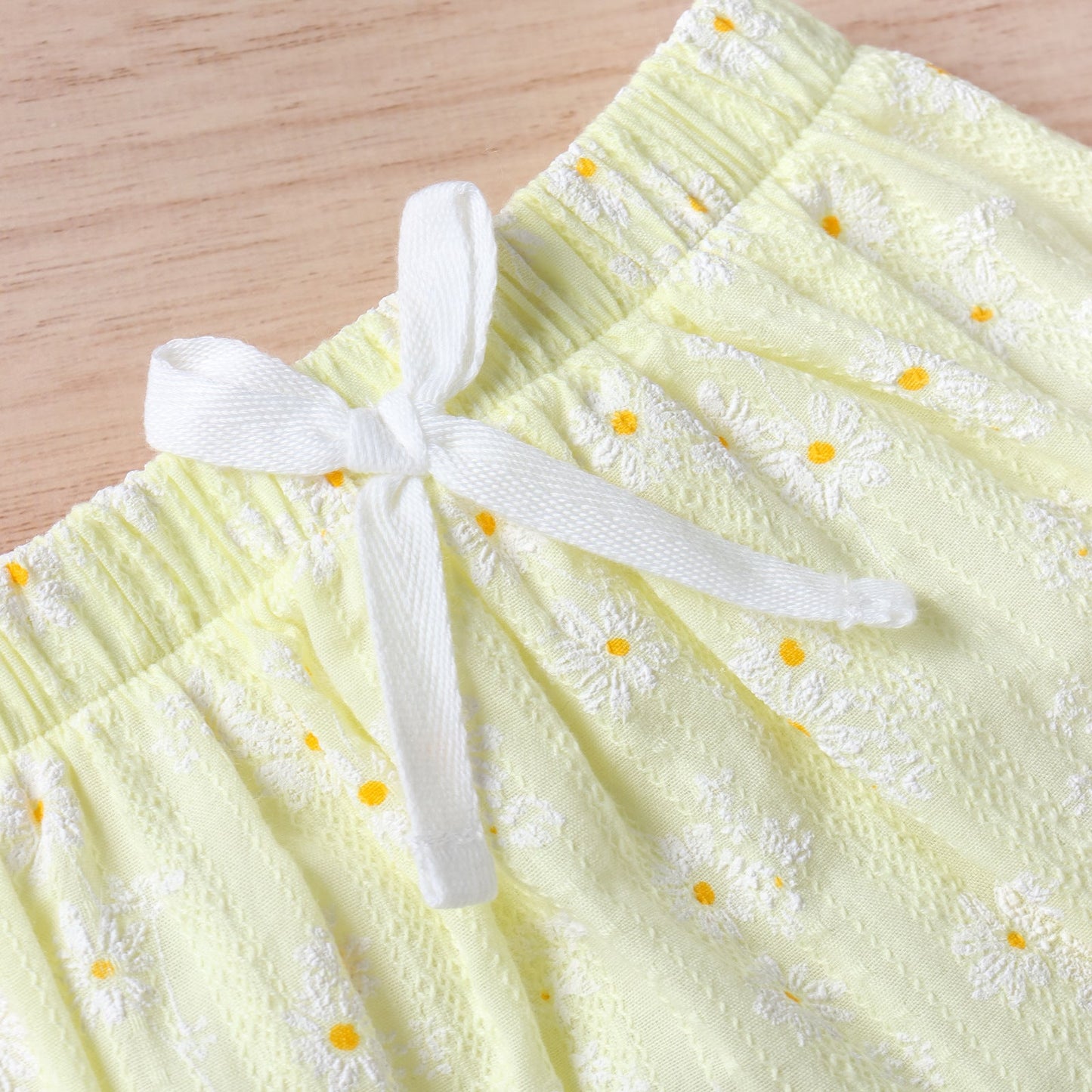 Baby Girl Floral Print Ruffle Hem Design Tops Combo Shorts Sets