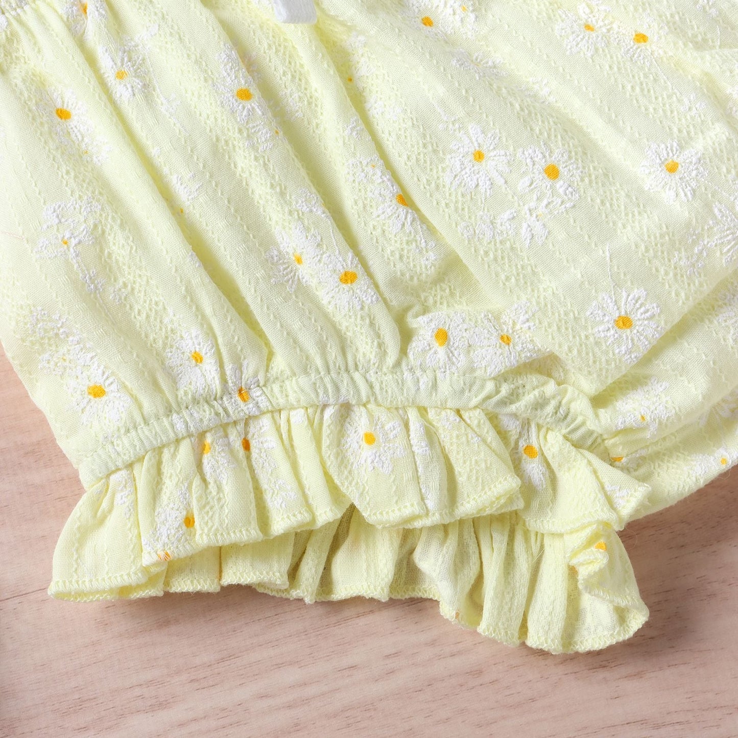 Baby Girl Floral Print Ruffle Hem Design Tops Combo Shorts Sets