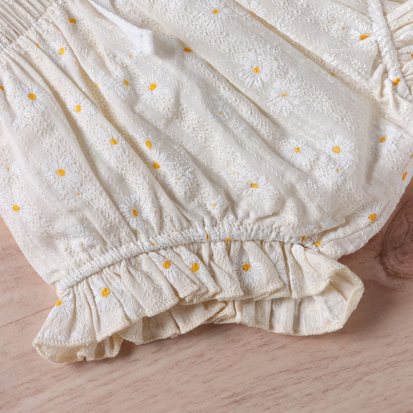 Baby Girl Floral Print Ruffle Hem Design Tops Combo Shorts Sets